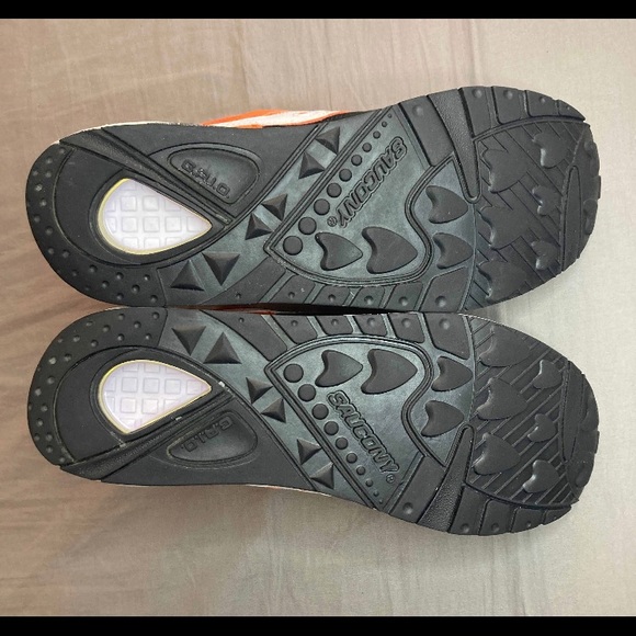 Saucony Grid 9000 ‘Hallowed Pack’ - Picture 5 of 9